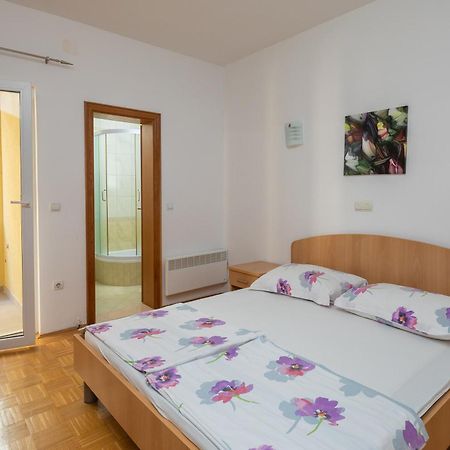 Ferienwohnung Xxl Family Penthouse Makarska Zimmer foto